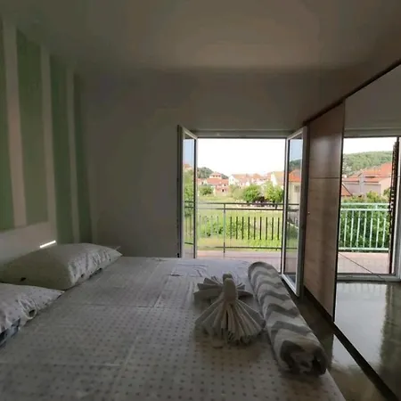 Grancic Apartment Jelsa (Hvar)